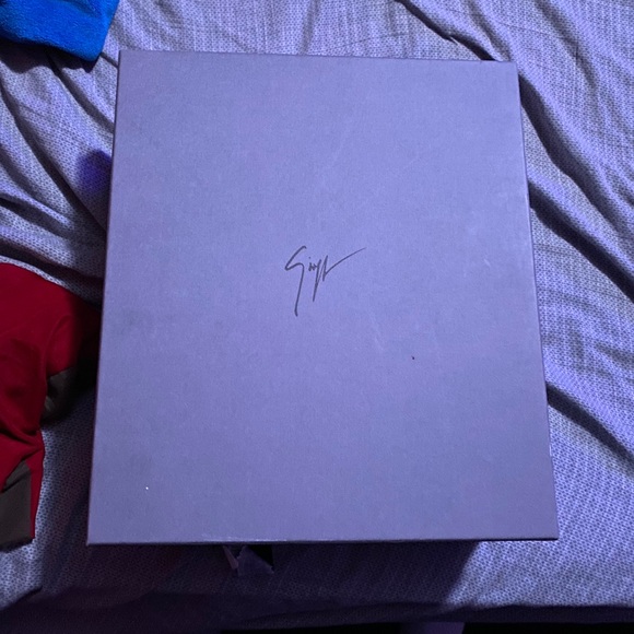 Giuseppe - Picture 5 of 6